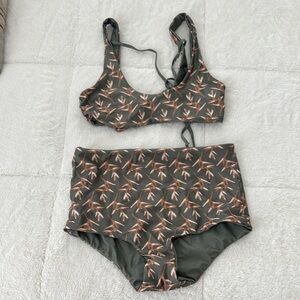 Stylish Olive Green Leaf Print Bikini Set
